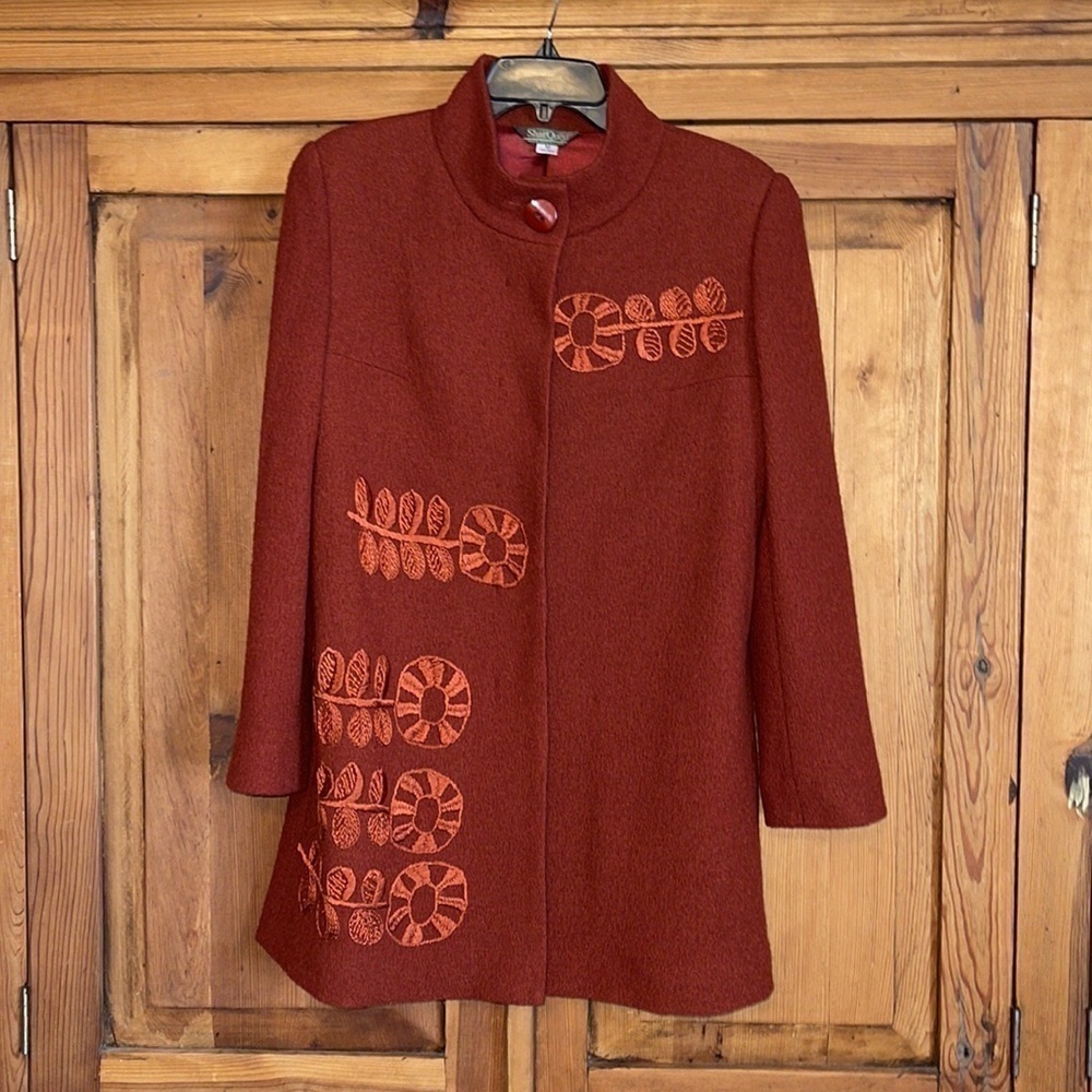 Shar Queu Rust Orange WOOL w/ embroidered Floral Over Coat Sz. MD.
